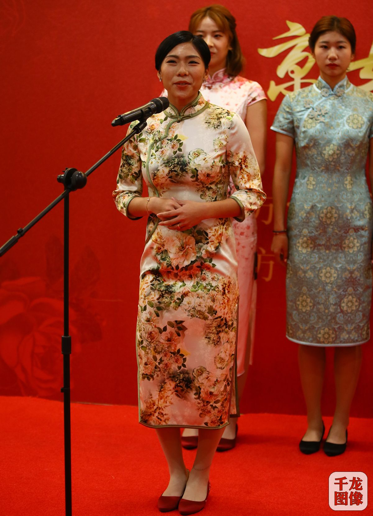 铿锵女足魅力绽放,铿锵玫瑰中国奥运女足