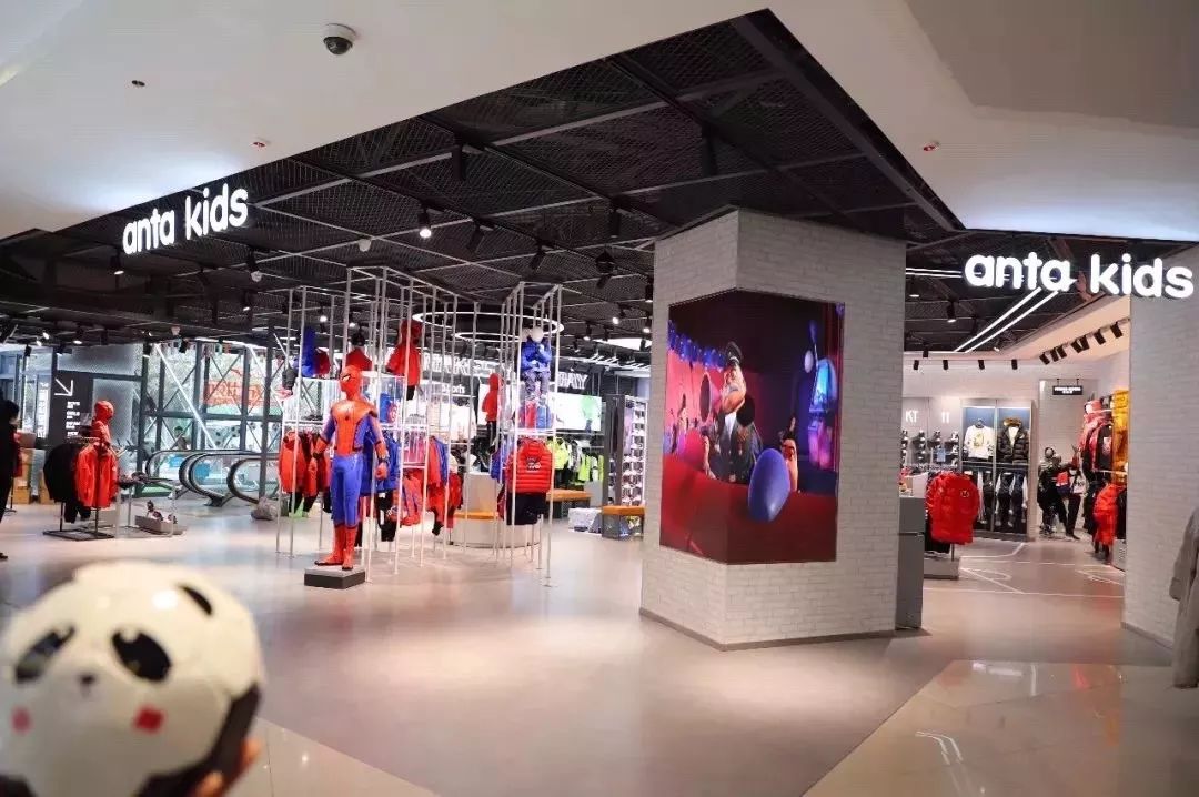 哇！昆明开了家1100平米超大的儿童钻石旗舰店？！本周末还有大优惠！