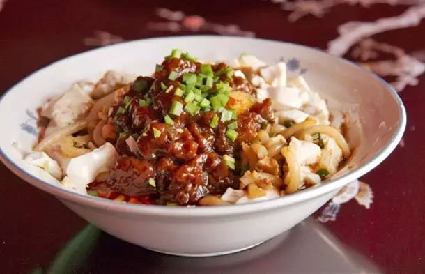 米线的最佳做法,好吃的米线的配料和做法