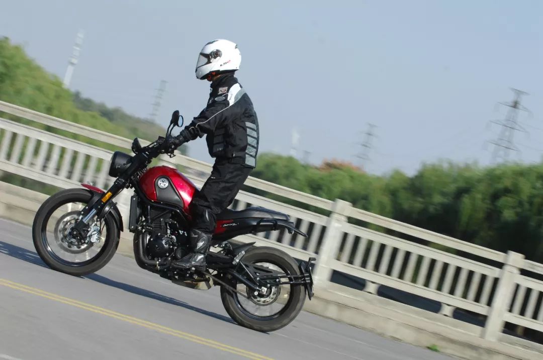 贝纳利幼狮leoncino500底价,幼狮500leoncinotrail