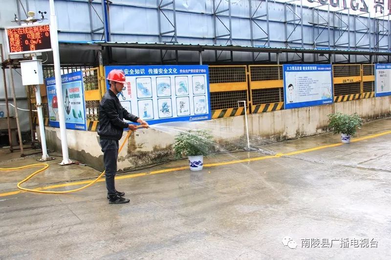 灰尘吸入太多引起咳嗽怎么治,灰尘吸入过多引起咳嗽怎么治