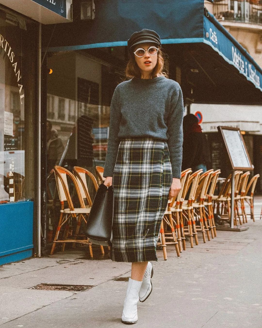 时髦新穿法冬天也能穿裙子,冬季哪些裙子比较轻盈又好穿