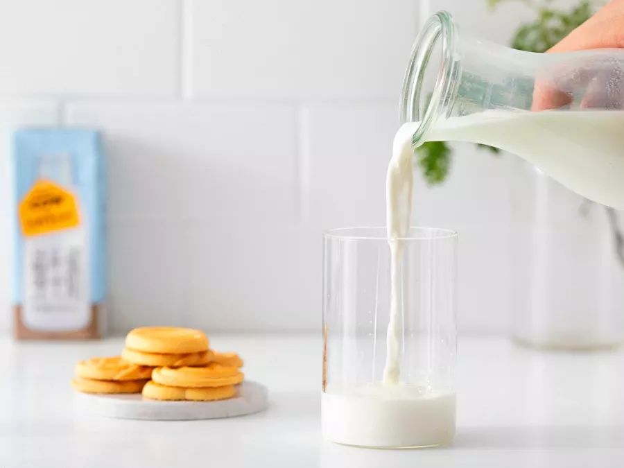 为了身体健康让孩子喝牛奶,让孩子喝上放心的牛奶就那么难吗