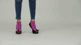 高跟鞋里放点这个不仅不累脚，还比穿平底鞋轻松！