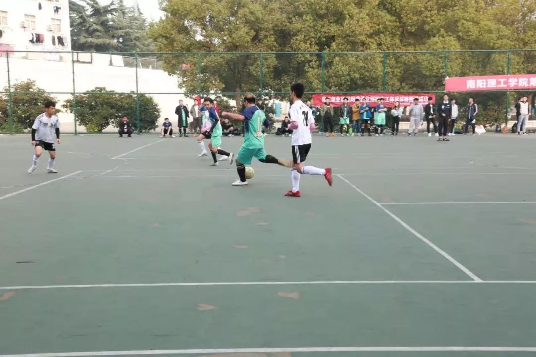 祝贺足球队视频,祝贺足球队圆满成功