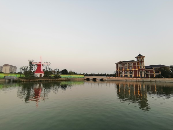 荣耀Magic2拍照如何？手持超级夜景赞爆