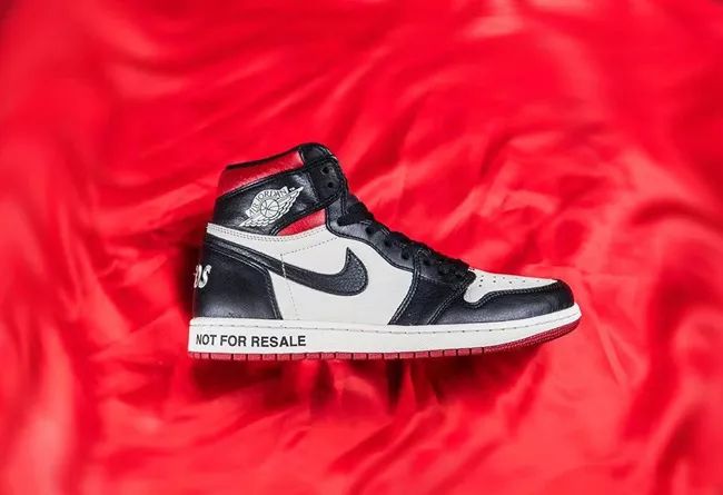 低价红色aj,aj1禁止转卖黑红价格