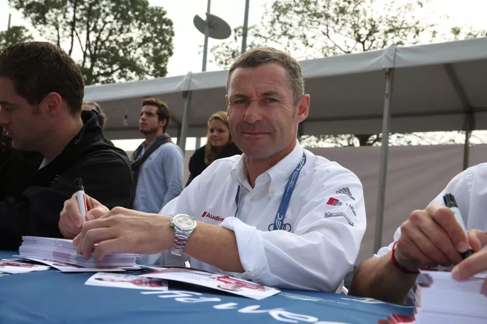 f1巴顿阿隆索,f1阿隆索第一次夺冠正赛