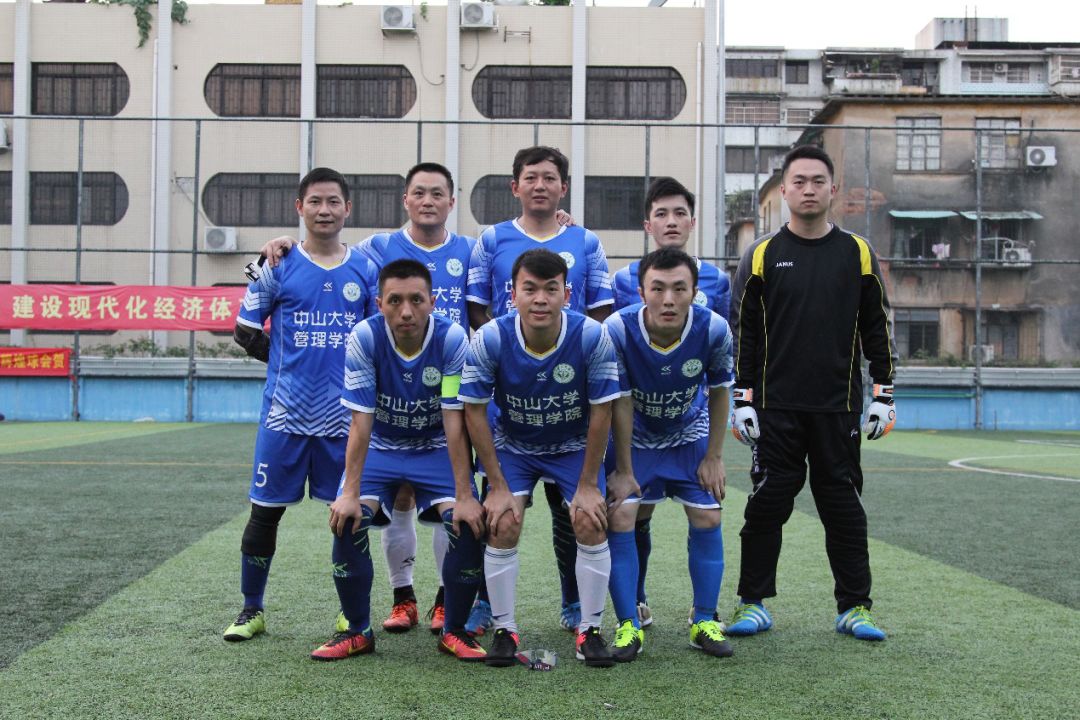 闂寒浜虹敓涓北,绔炴妧缁胯尩闂寒浜虹敓