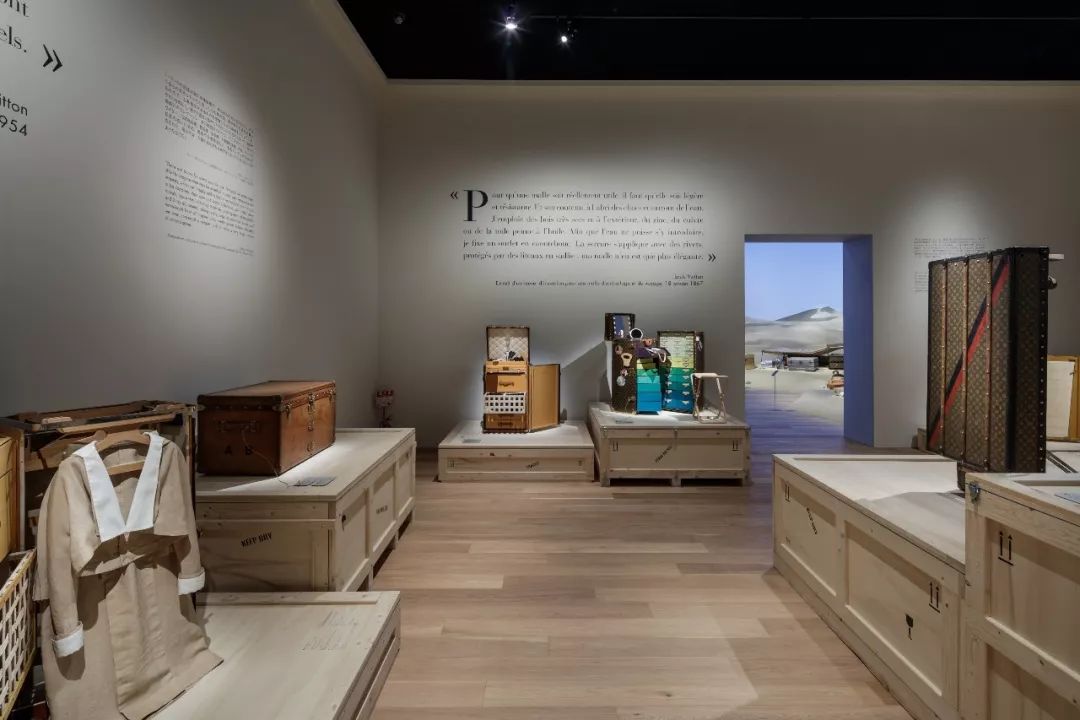 人类如何将旅行史藏在一只箱子中？