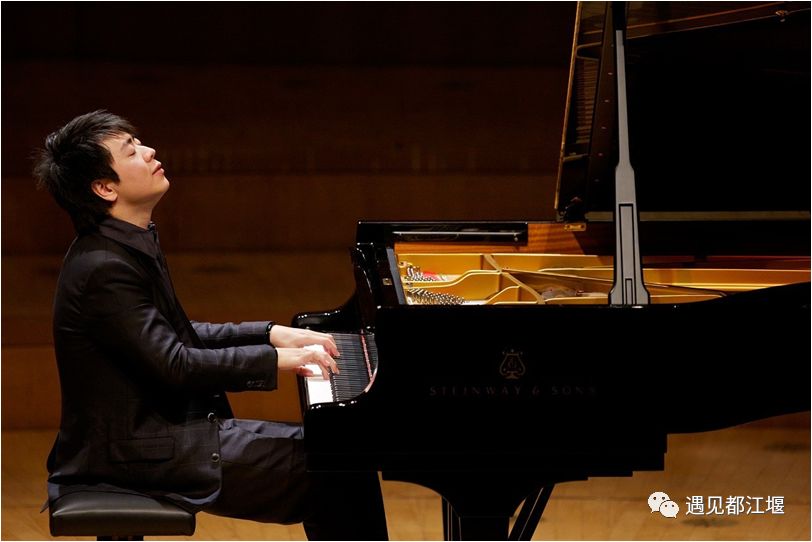 郎朗和百名琴童合奏成都采访视频,郎朗百名琴童报名条件