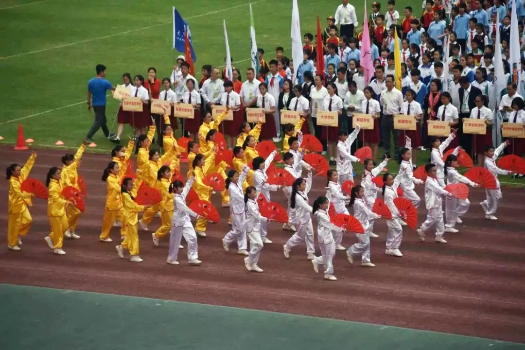天河学校第七届秋季运动会开幕式,盘点各校校园运动会开幕式