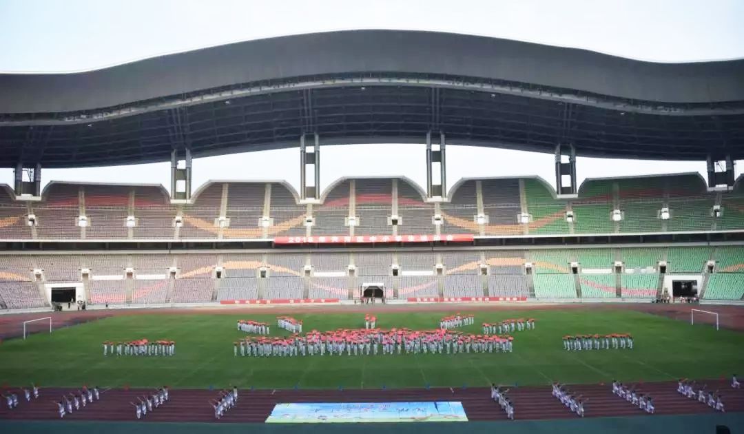 天河学校第七届秋季运动会开幕式,盘点各校校园运动会开幕式