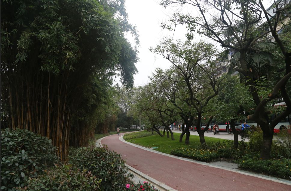 慢慢走慢慢欣赏沿途的风景,慢慢走欣赏一路风景