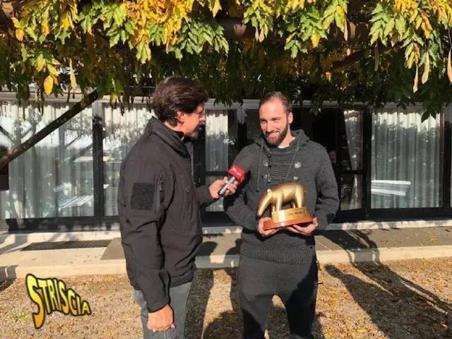 c罗看照片,c罗最不想被看到的照片