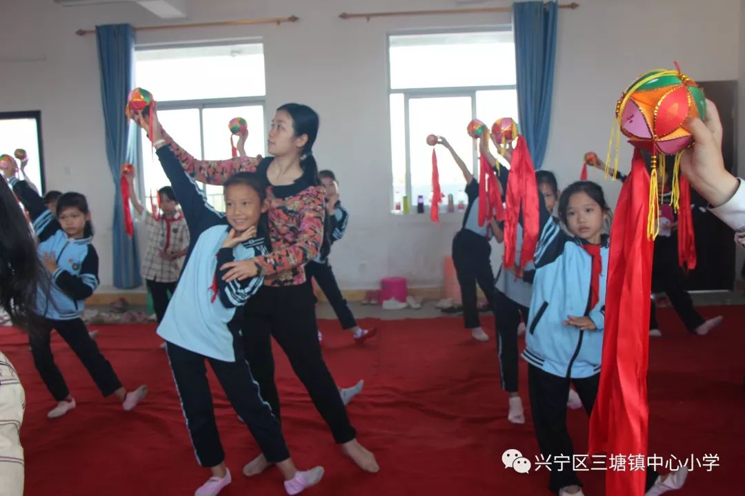 缂ょ悍鏍″洯娲诲姩缇庣瘒,缂ょ悍鏍″洯