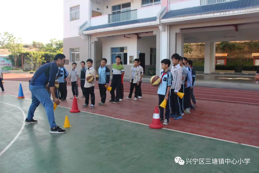 缂ょ悍鏍″洯娲诲姩缇庣瘒,缂ょ悍鏍″洯