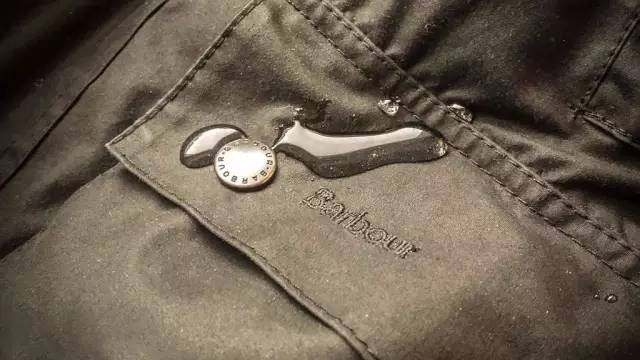 burberry风衣必买经典款,一件好的女士风衣价格