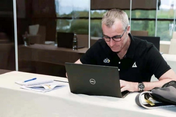 戴尔数字化技术IN体育：商用终端解决方案助力环法自行车赛