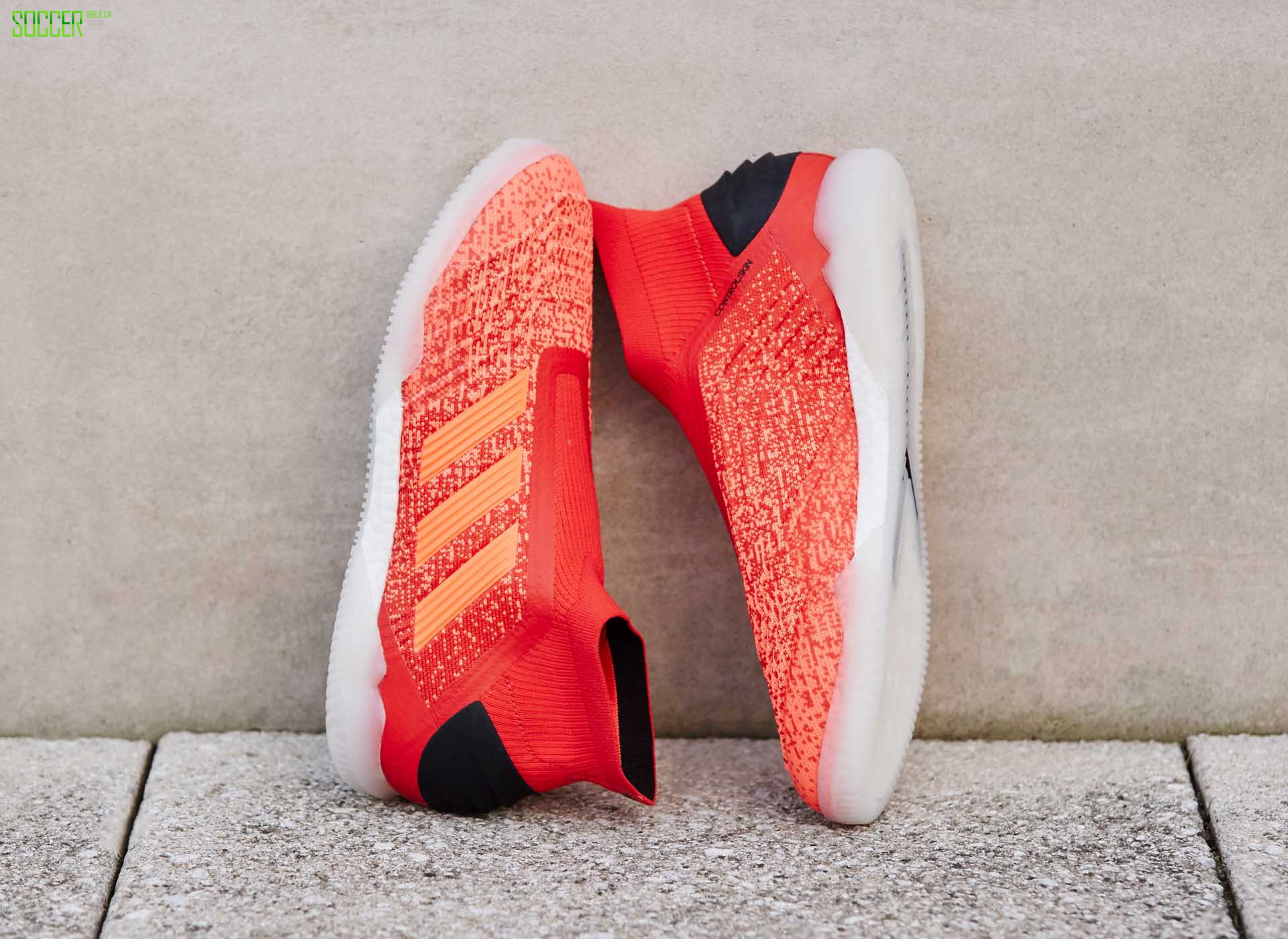 阿迪达斯猎鹰freak.1ag低帮,阿迪达斯tango系列