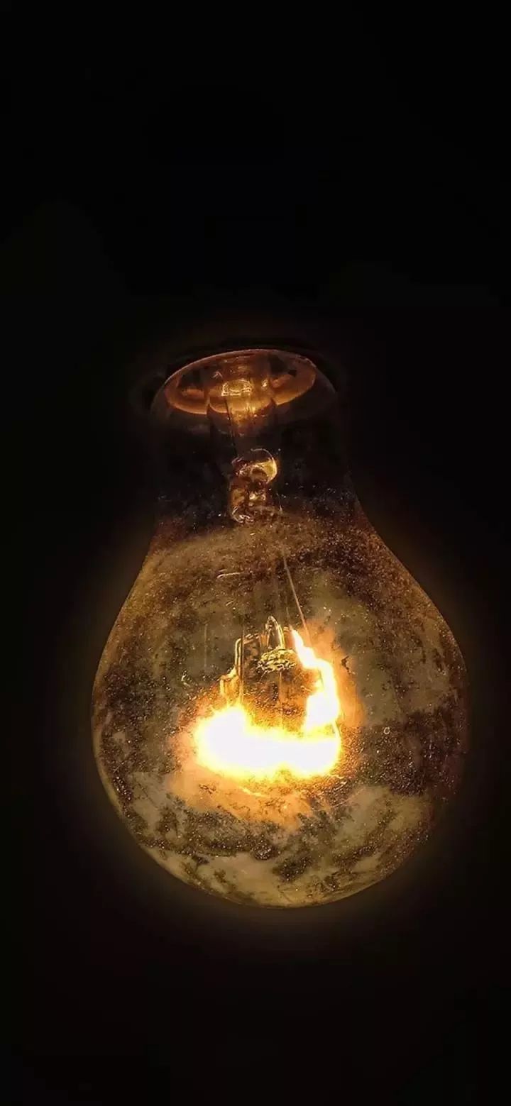 iphone好看的遮挡时间壁纸,iphone会亮的壁纸大全