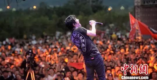 成都城市音乐厅近期演出,成都市凤凰山体育场馆