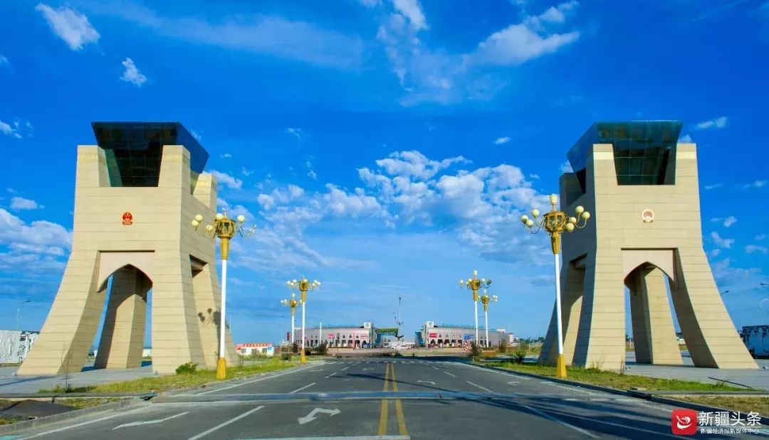 浜戞父鏂扮枂鐣呬韩鍐伴洩鎺㈢,浜戞父鏃呰鏂扮枂