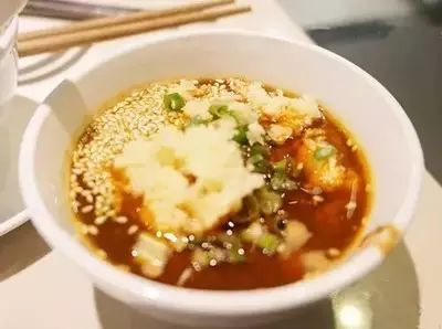 吃火锅芝麻蘸酱怎么调才好吃,吃火锅蘸酱怎么调