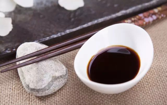 吃火锅芝麻蘸酱怎么调才好吃,吃火锅蘸酱怎么调