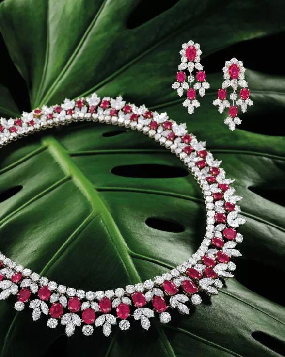 瑰丽彩宝,瑰丽珠宝及翡翠首饰春拍