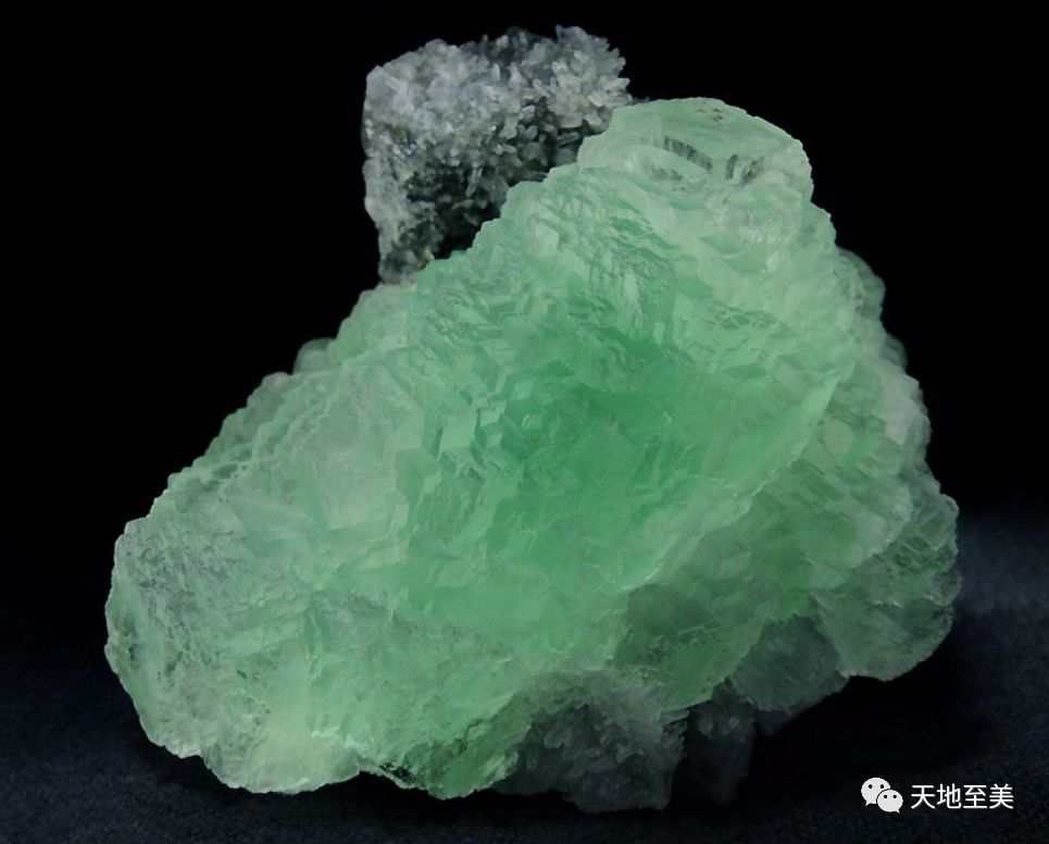 江西宁都萤石矿,江西发现最大萤石矿