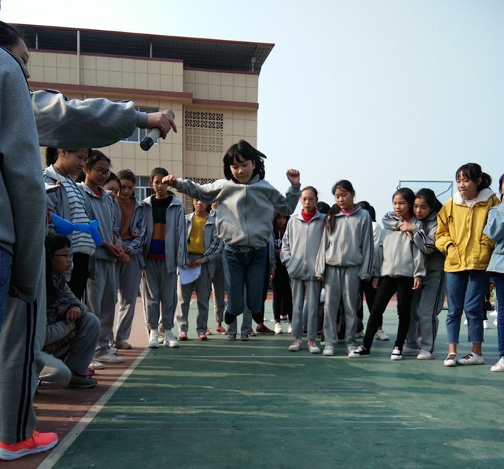 永和中学校运会第六届1500米,永和中学第七届校运会开幕式