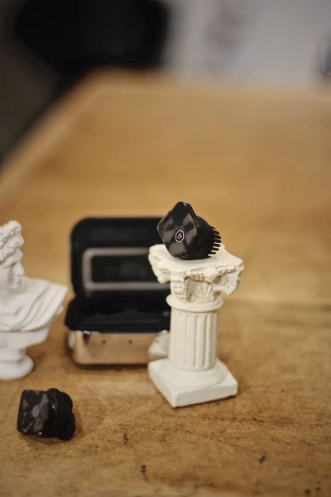 进公寓买设计品，到邮局逛百货店，这三家潮铺我真的摸不透