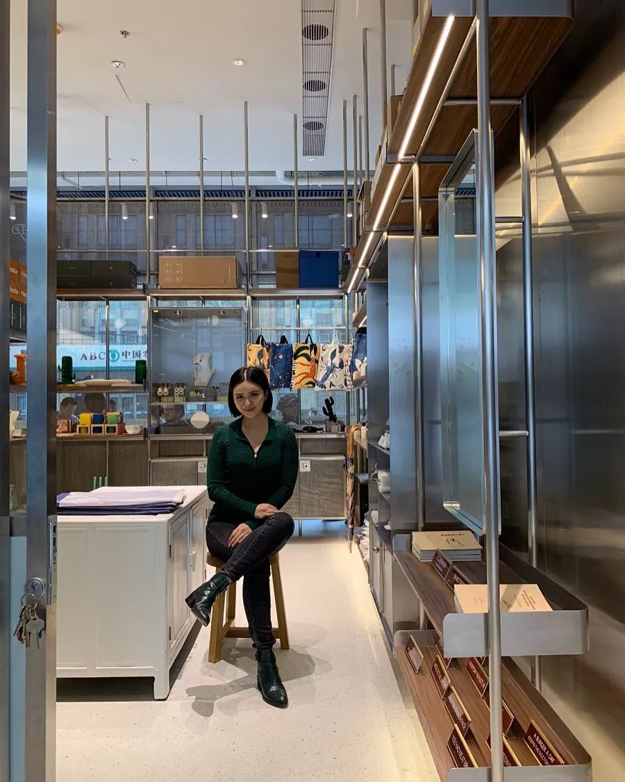 进公寓买设计品，到邮局逛百货店，这三家潮铺我真的摸不透