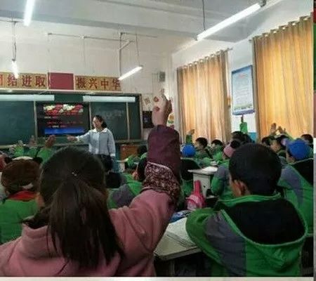 手拉手心连心助力乡村振兴,群众路幼小衔接