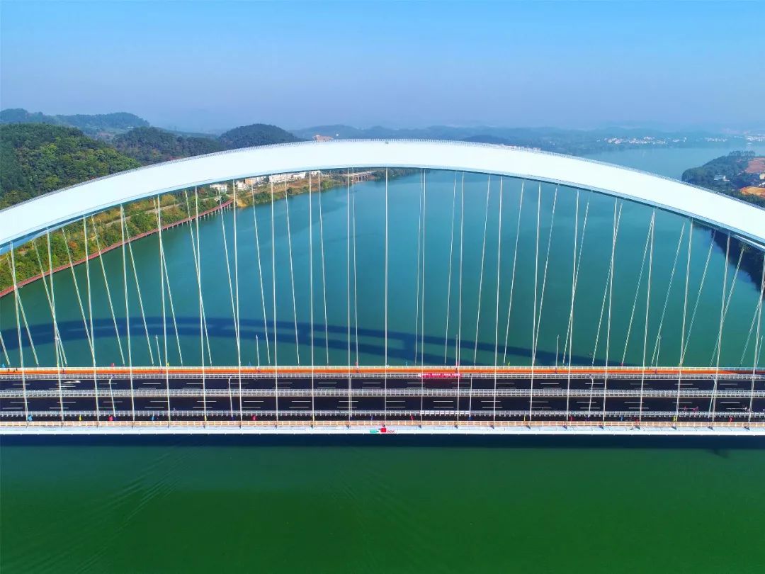 即将开通的柳州网红桥,柳州新网红桥图片