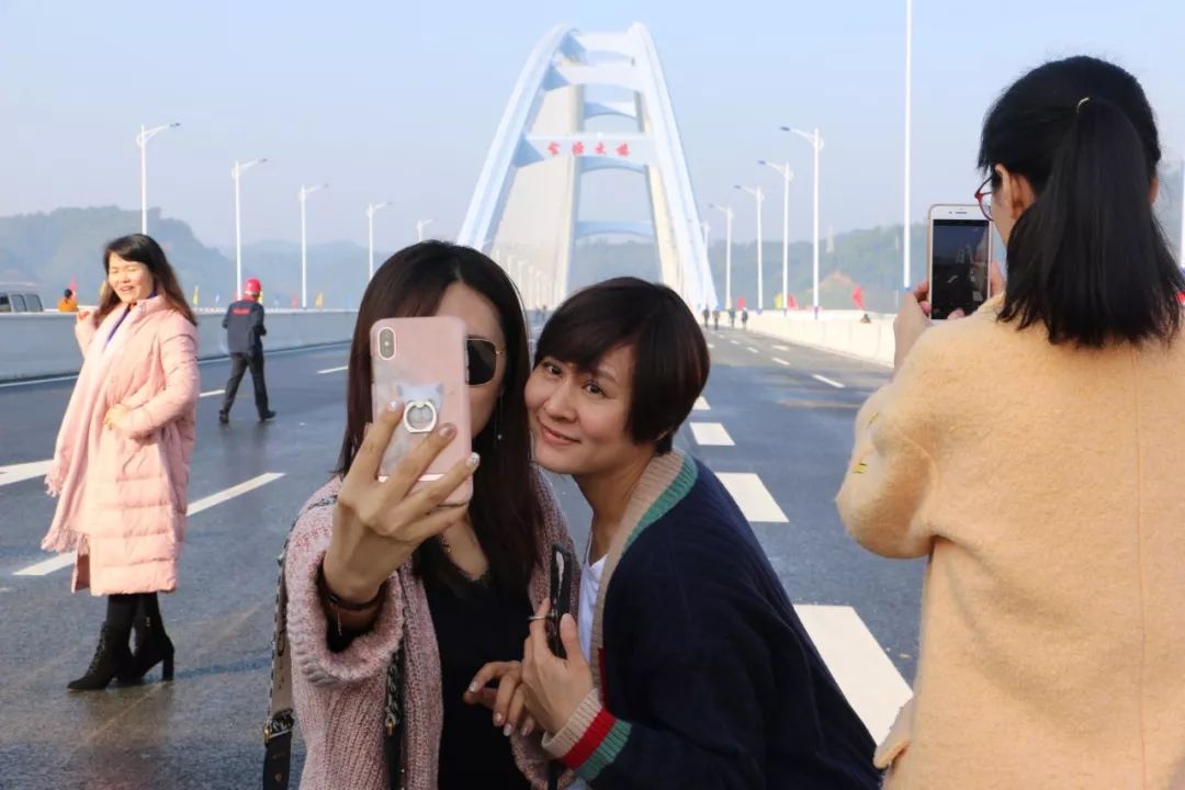 即将开通的柳州网红桥,柳州新网红桥图片