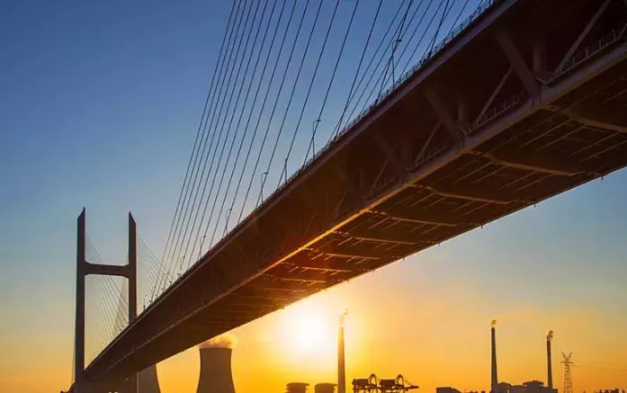 暴露年龄的时候到了！你出生那一年，上海都发生了什么大事？