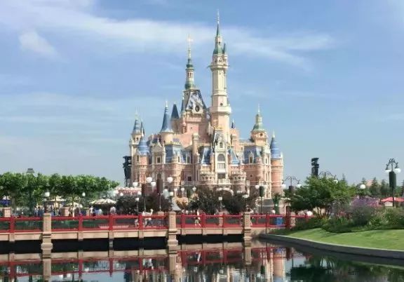 暴露年龄的时候到了！你出生那一年，上海都发生了什么大事？