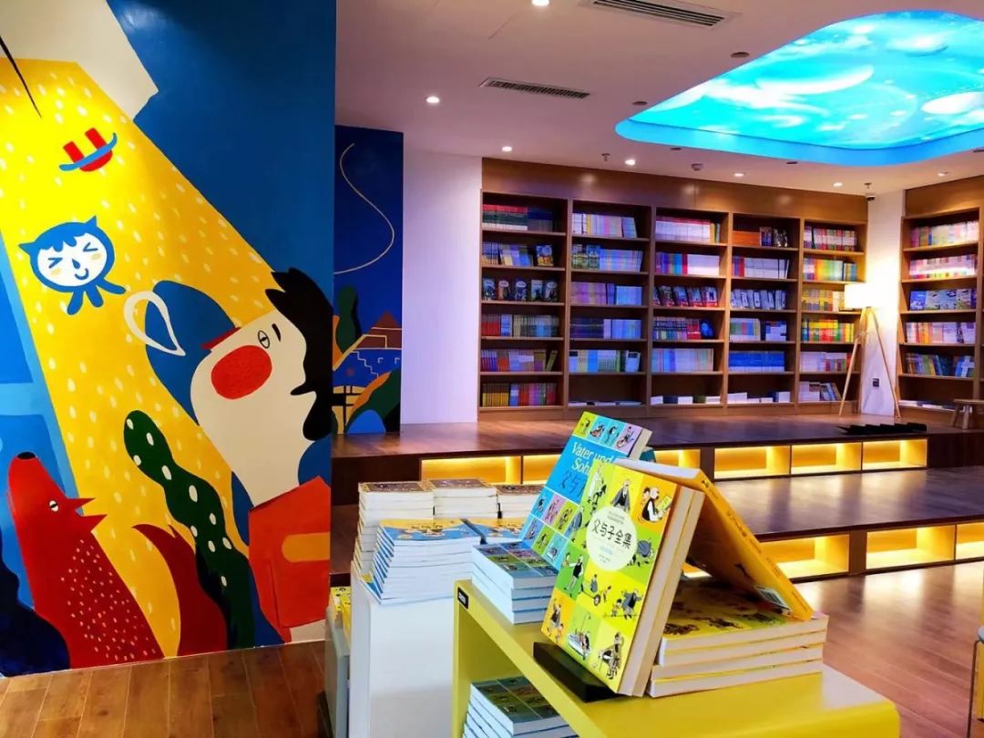 这家网红书店颜值与内涵并存,附近网红打卡书店