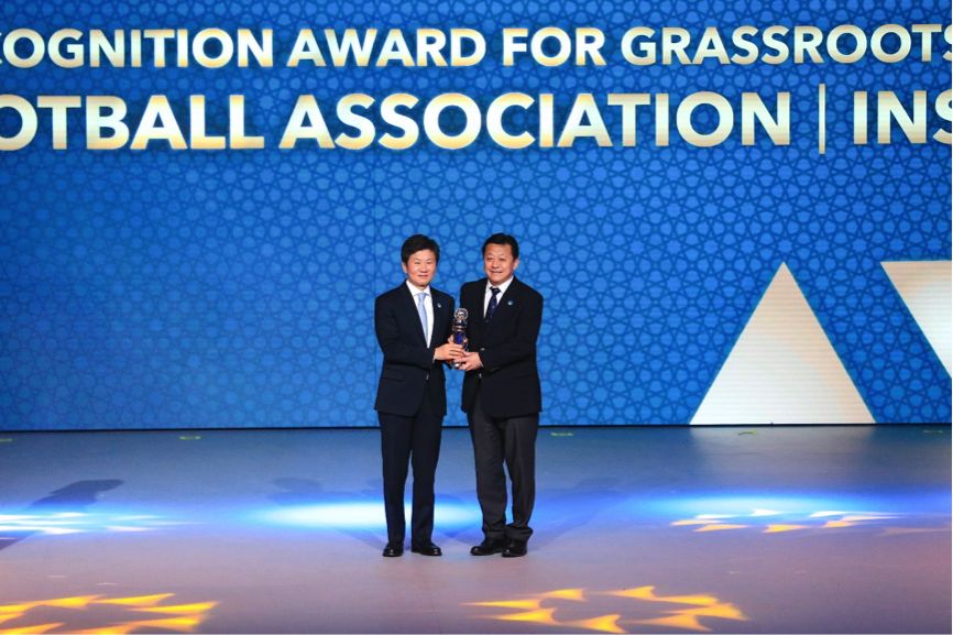 中国球员获得的国际足球最高奖项,2015年亚足联颁奖