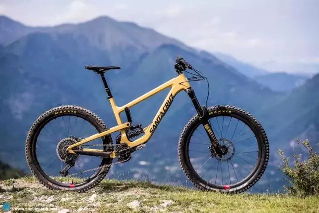 入门山地车选购全攻略,山地车入门需要哪些装备