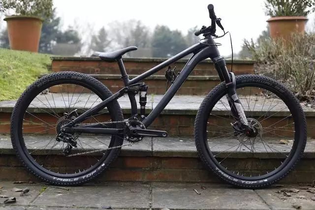 入门山地车选购全攻略,山地车入门需要哪些装备