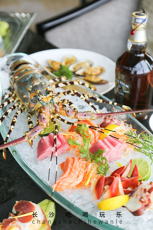 长沙独一无二的看球胜地来了！2000㎡超大面积、5星级料理，足球派对放肆嗨！