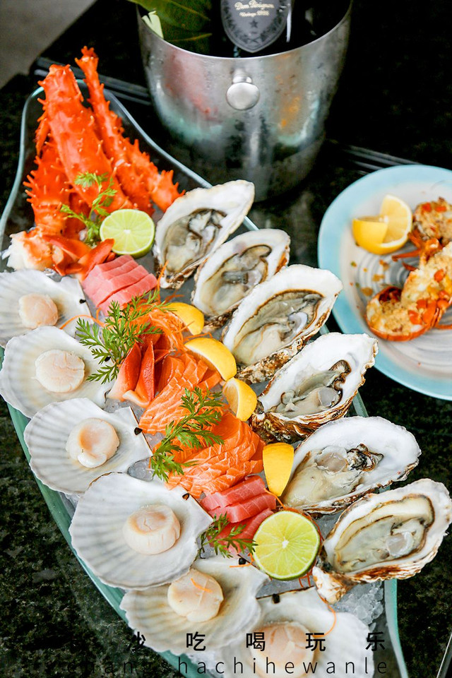 长沙独一无二的看球胜地来了！2000㎡超大面积、5星级料理，足球派对放肆嗨！