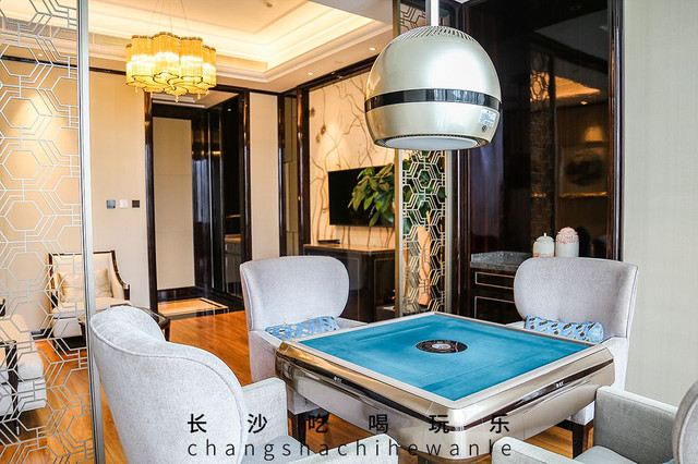 长沙独一无二的看球胜地来了！2000㎡超大面积、5星级料理，足球派对放肆嗨！