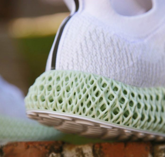 阿迪达斯4drun1.0,阿迪达斯的三叶标志