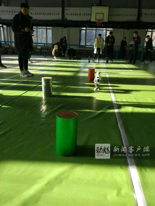 机器人大赛小视频,机器人大赛真好玩