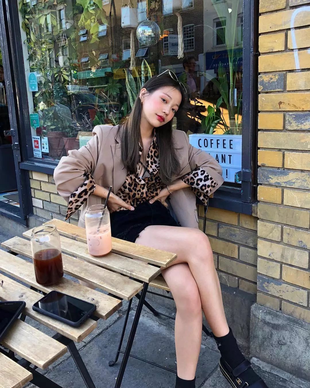 什么？！身高不足165CM的“厌世脸”也能当模特，韩国草根博主Mulbada用她的超高衣品做到了！