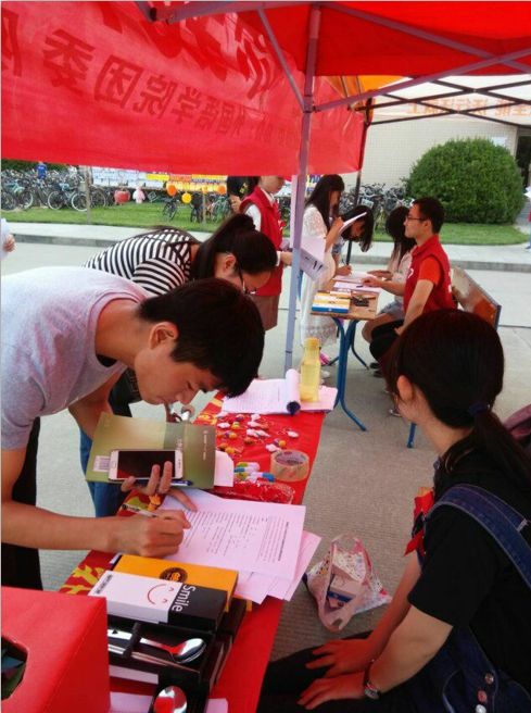 艾滋病志愿者真实感受,青年志愿者艾滋病